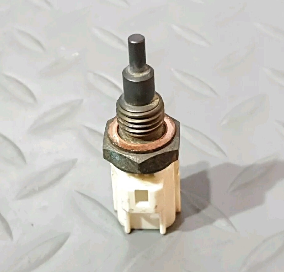 ♻️ Suzuki GSX650F 2008 - 2016 Temperature Sensor Switch ♻️
