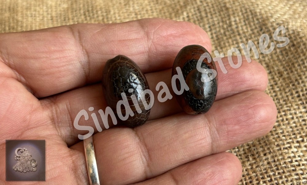 Sulaimani Agate Yemeni Original, 2 antiques (E) عقيق سليماني يمني أصلي، 2 انتيكة