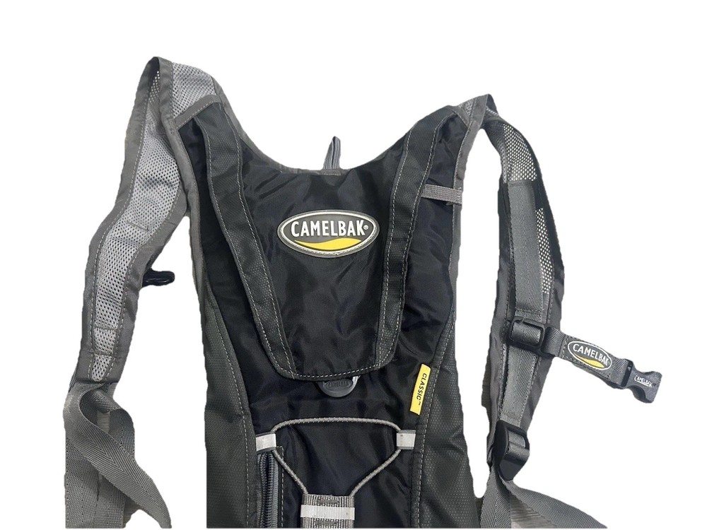 CAMELBAK Classic Hydration Pack Zippered Pocket/Hiking Backpack-No Bladder