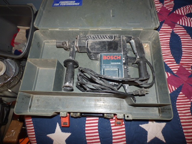 Bosch Variable Speed Corded Rotary Hammer Drill 11232EVS with Handle & CASE