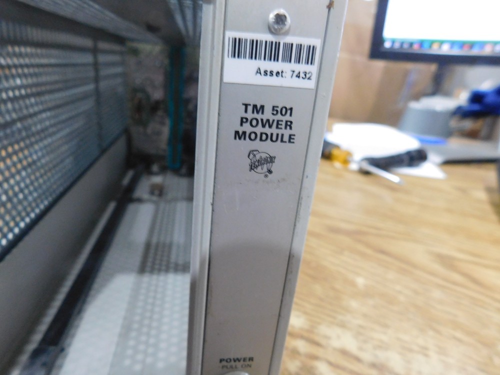 Tektronix Model TM 501 Power Supply Module