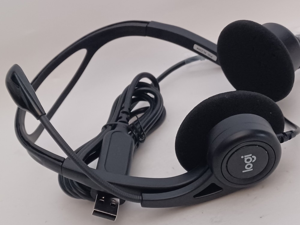 3A Logitech 960 USB Computer Headset  M/N A00091