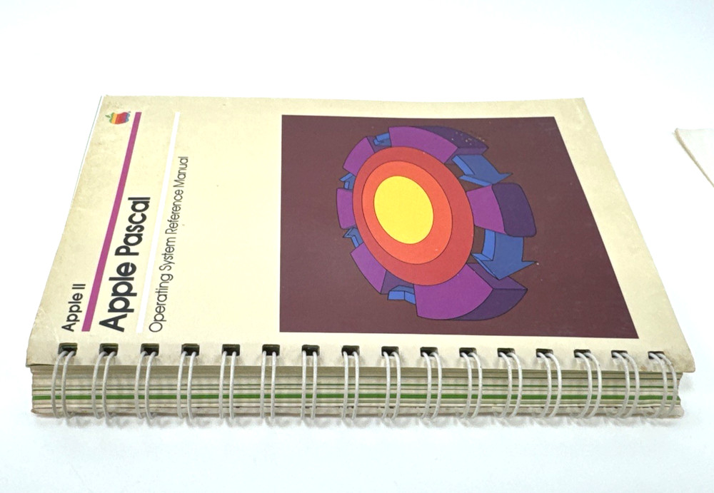 Apple II Pascal Operating System Reference Manual - 1980 With Addendum Booklet