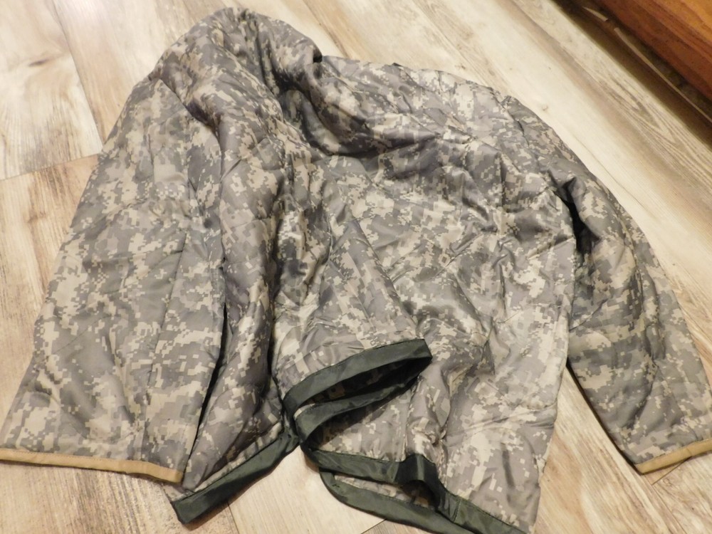 FIELD JACKET LINER STYLE ACU CHEST 46"