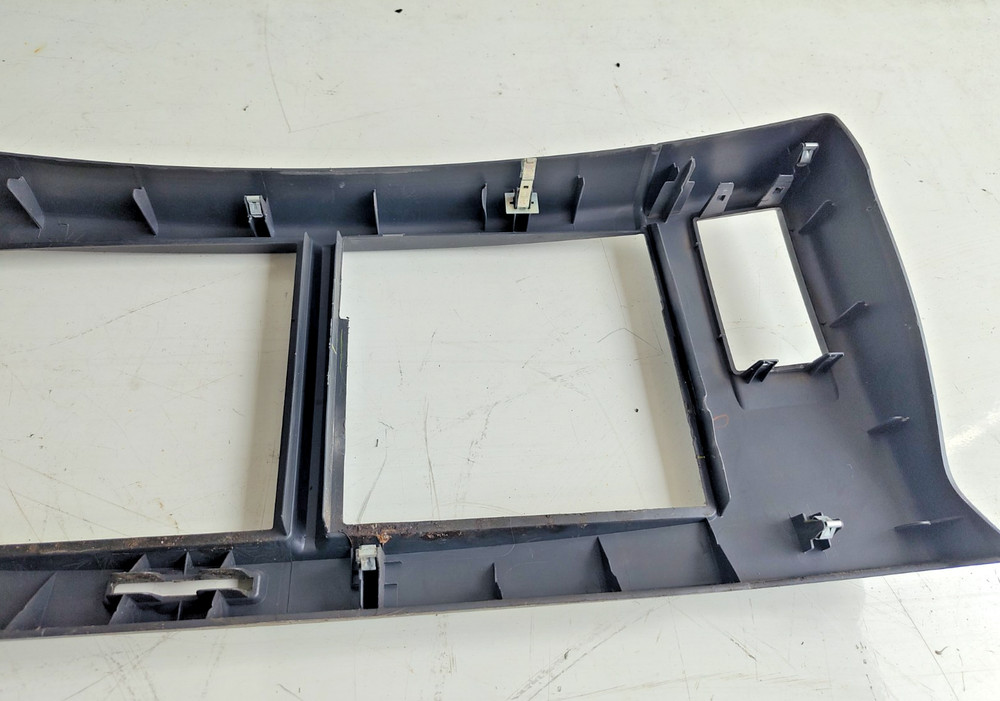 Isuzu N75.190 2014 Dashboard Panel Trim No Damage Or Broken Clips