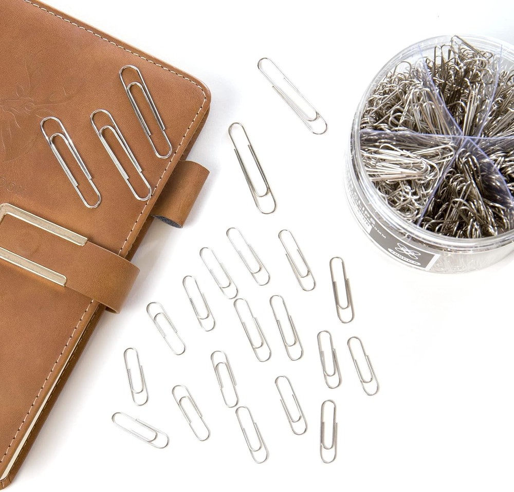 700Pcs Paper Clips Assorted Sizes, Packed in plastic container, Reusable