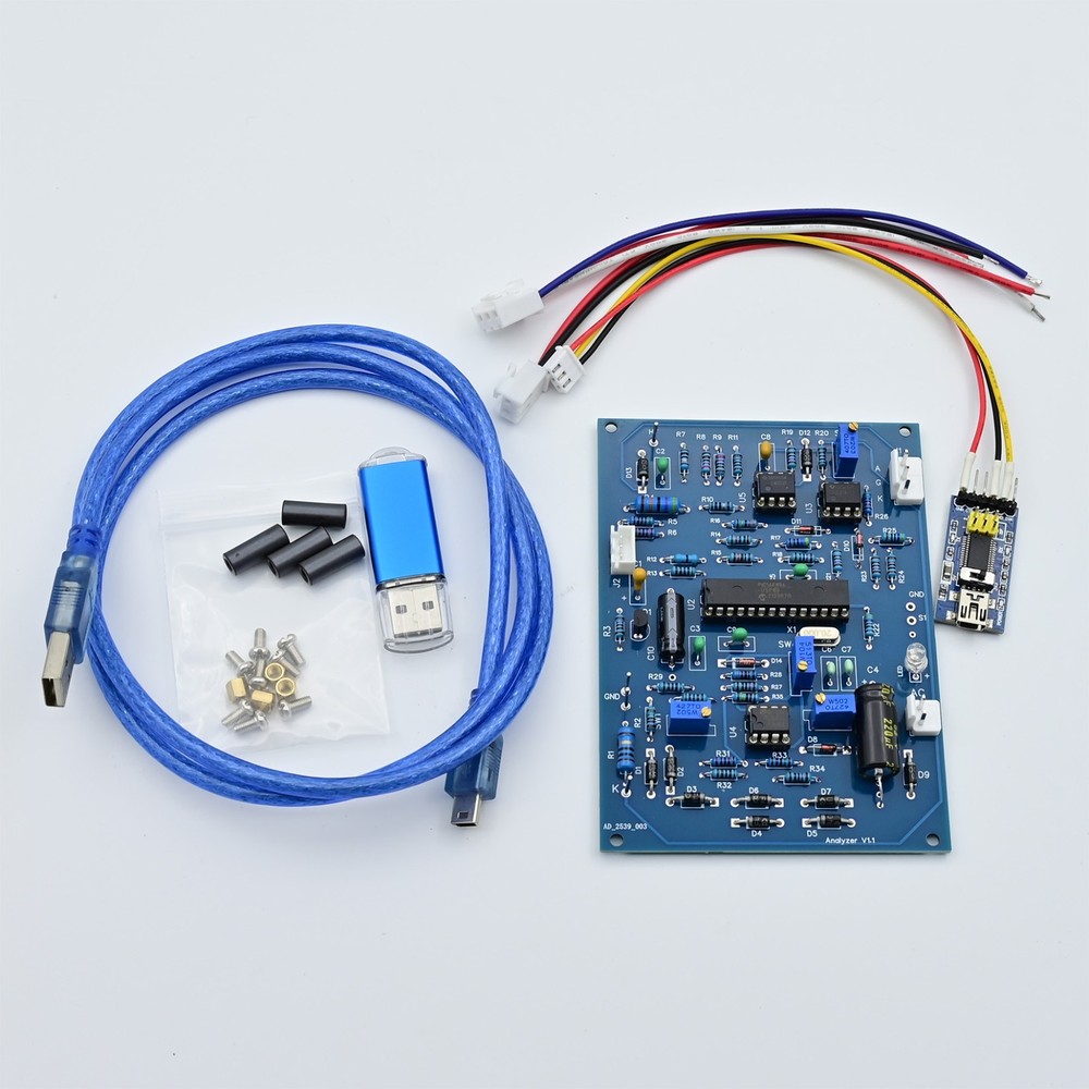 Vacuum tube analyzer, analyzer tracer module