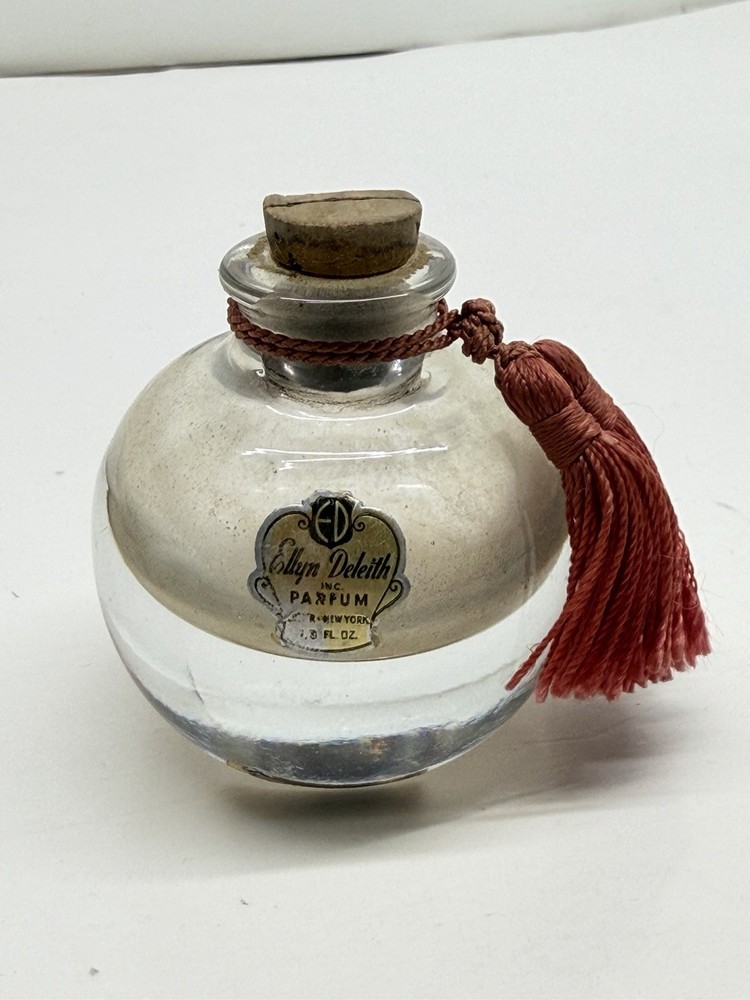 Ellyn Deleith Parfum Crystal Bottle