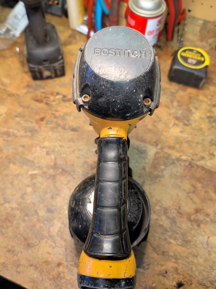 BOSTITCH RN46-1 Coil Roofing Nailer Tested