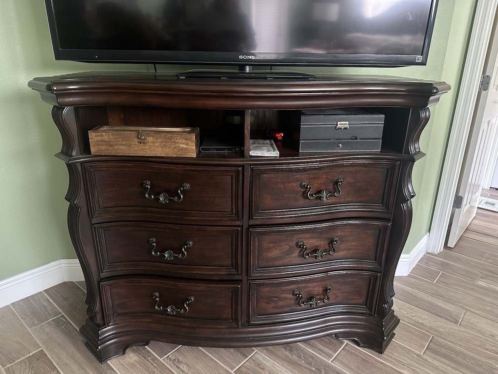 King Size Bedroom Set Villa Sonoma