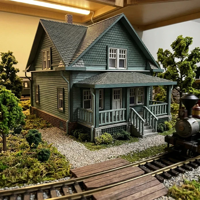 G Scale Bungalow House