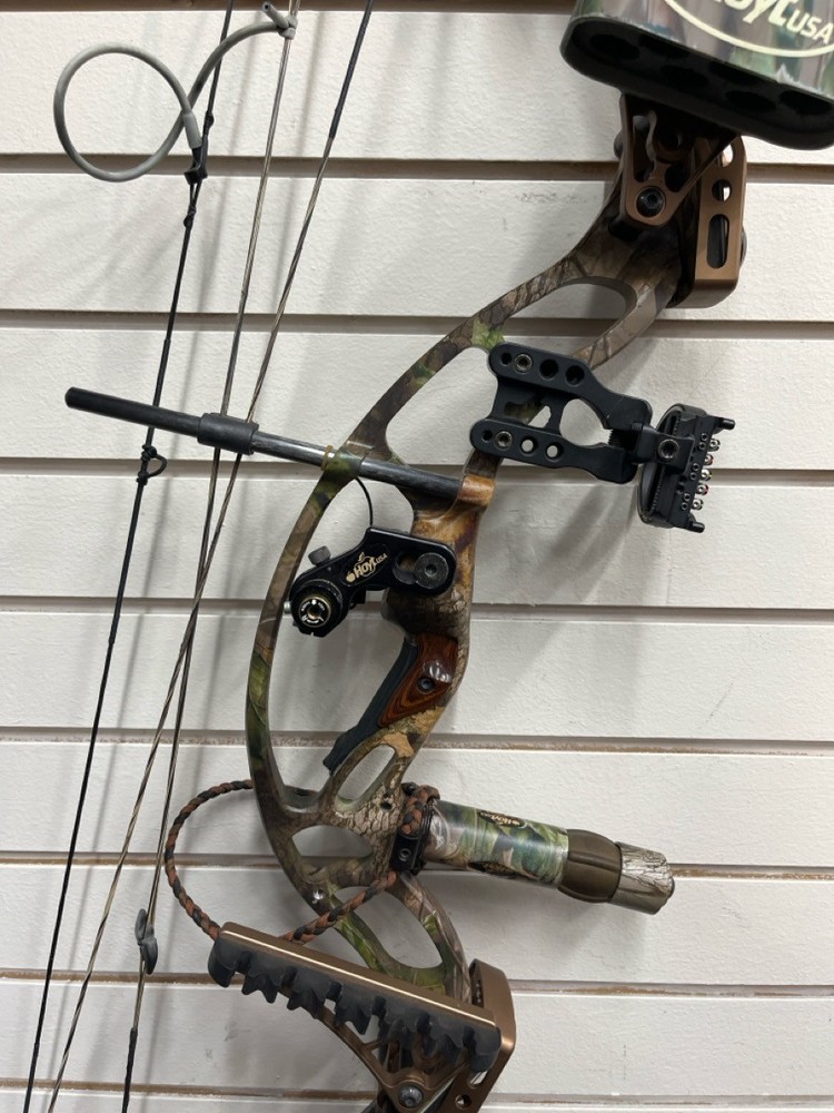 Hoyt SuperTec XT2000 Compound Bow (A1G012365)