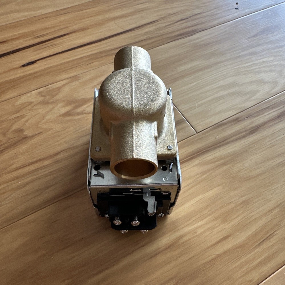 Honeywell V8043F1036 Zone Valve 3/4” 24V Motorized Hydronic Heating