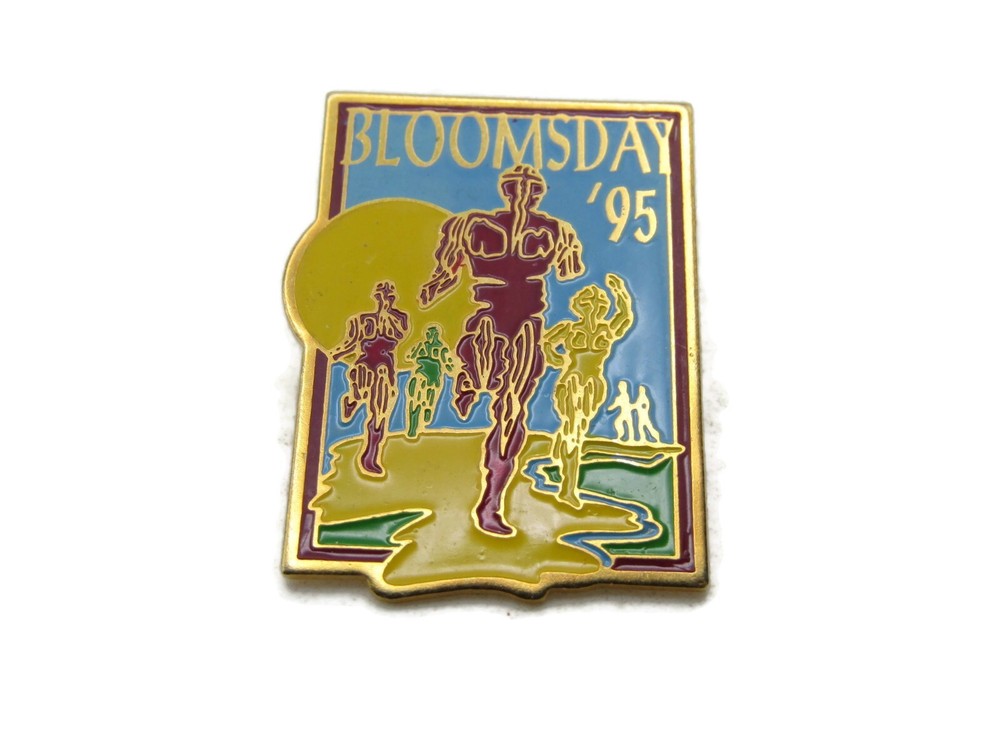 Bloomsday '95 Pin Runners & Sun Gold Tone