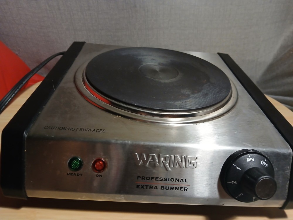 Waring WEB300 1300Watts Single Burner-Used