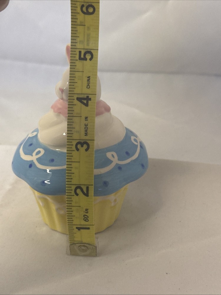 Easter Bunny Mini Cupcake Holder Spring Yellow Blue White Bunny/Rabbit Unbranded