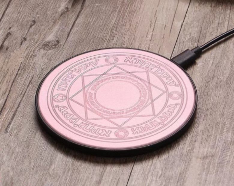 10W painted magic array mobile phone / Bluetooth headset wireless charger