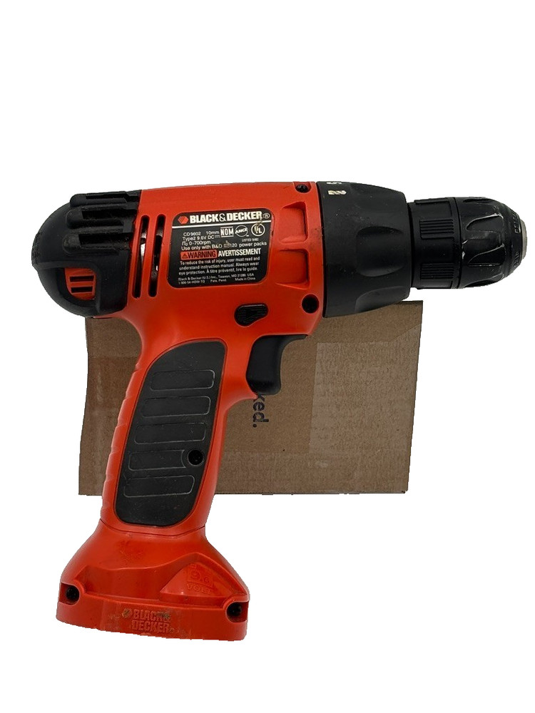 Black And Decker 9.6Volt Drill. (bin #51)