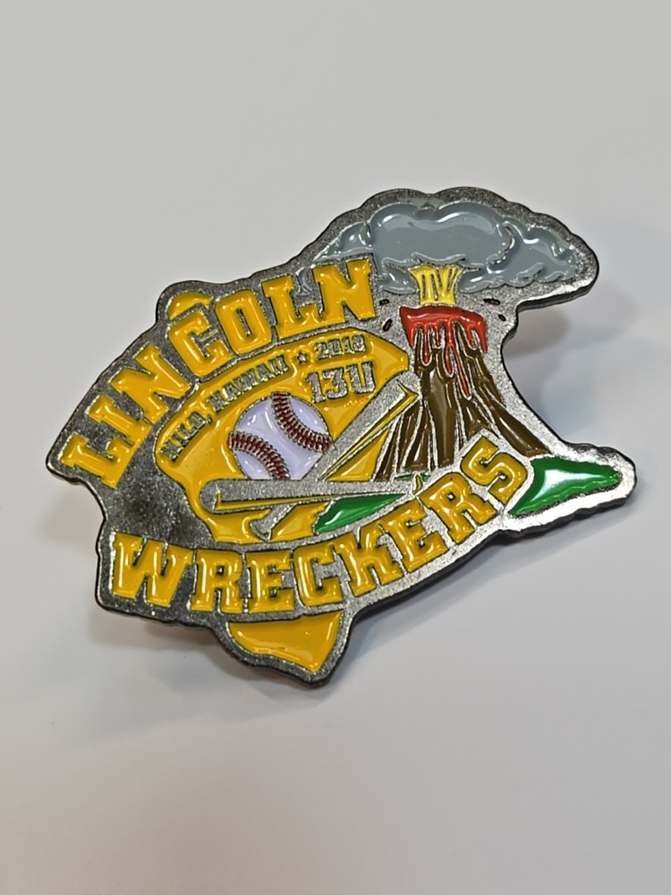 Lincoln Wreckers Softball Lapel Pin
