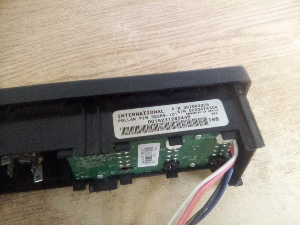 International Prostar 3575432C5 Dash Switch Panel "READ DESCRIPTION"