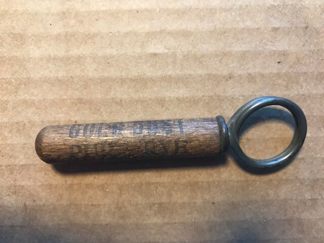 VINTAGE RING CORK SCREW