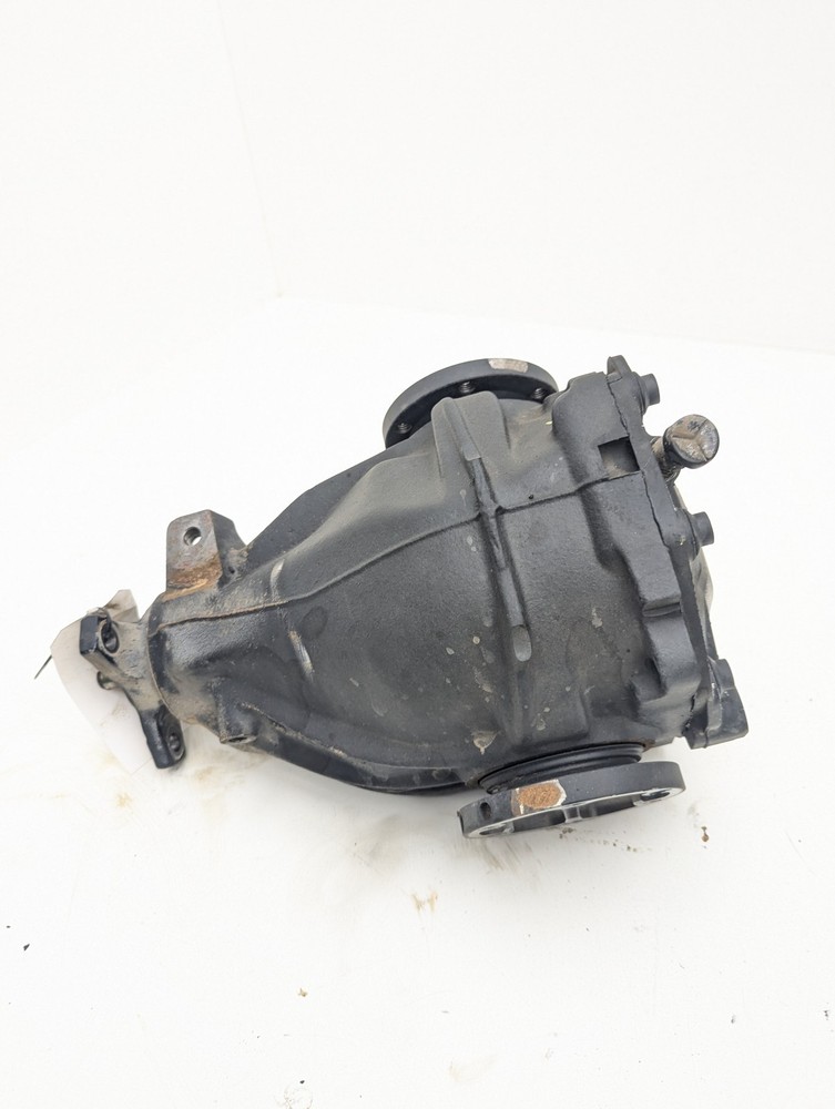 2000-2002 Mercedes C230 Rear Differential Diff 3.27