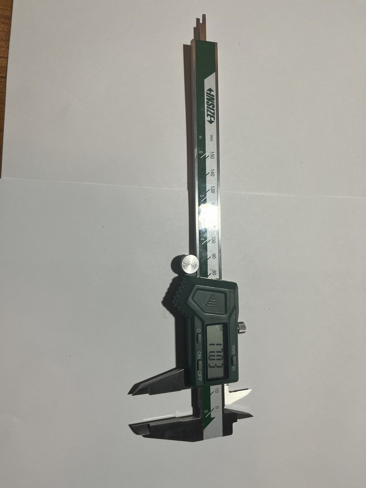 Insize 1130-150 Left Hand Digital Caliper Range 0-150mm/0-6″