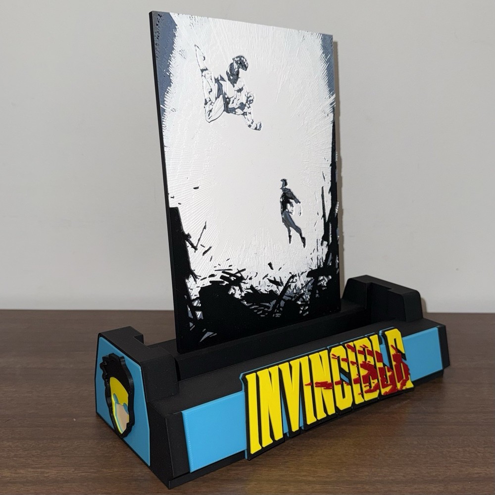 Invincible Comic Book Display Stand for Graded CGC, CBCS, and Non-Graded Comics