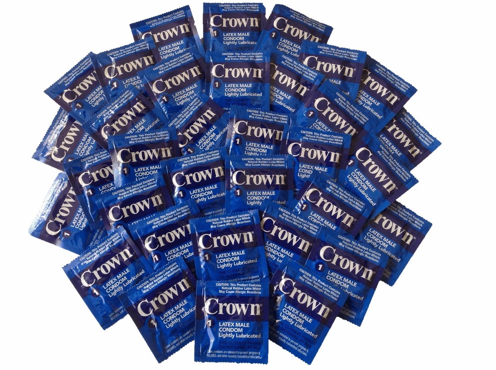Crown Extra Sensitive Thin Lubricated Latex Condoms, Bulk + Silver Pocket Case