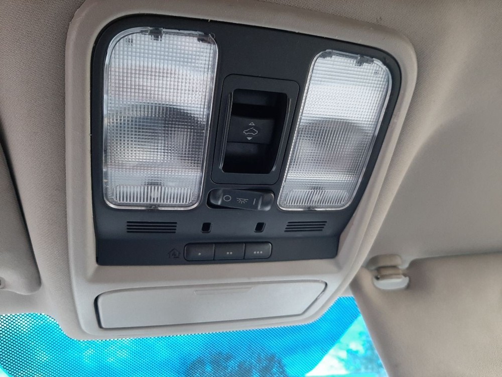 MDX 2007 Headrest 1067350