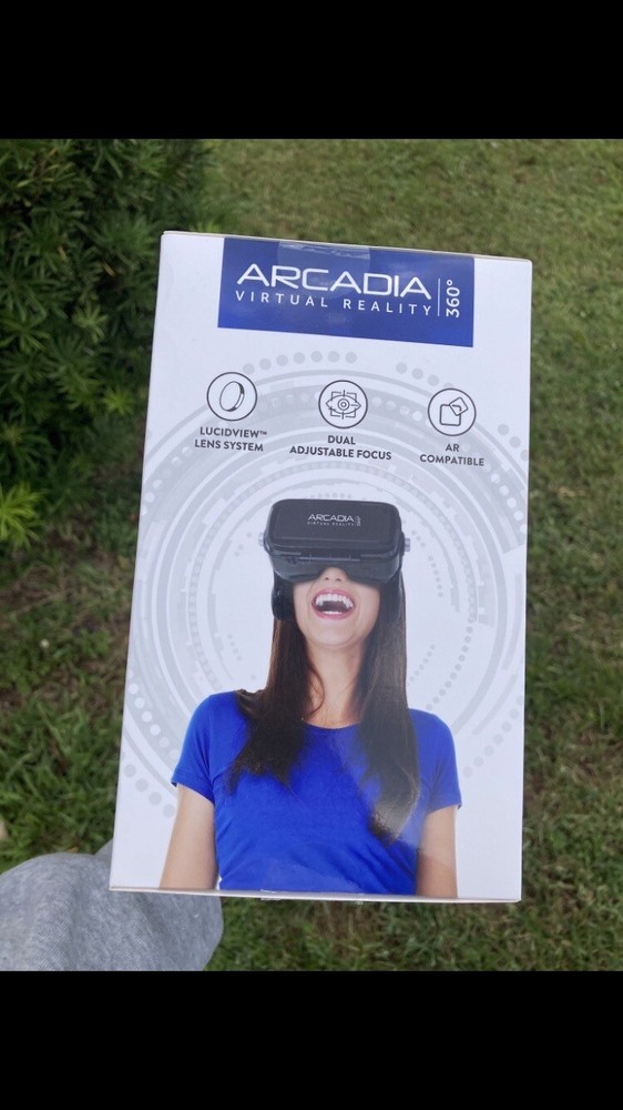 Arcadia 360 Virtual Reality Headset