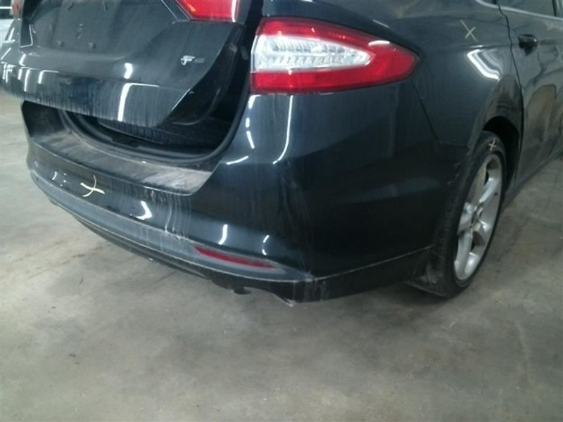 FUSION 2014 High Mounted Stop Light 104687123