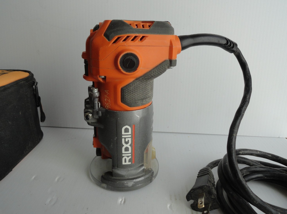 Ridgid R2401 Router
