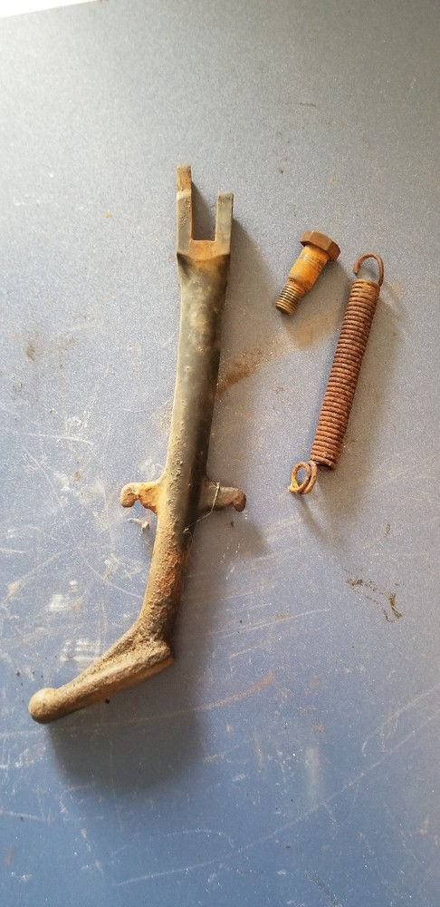 '80 Kz440b Kick Stand