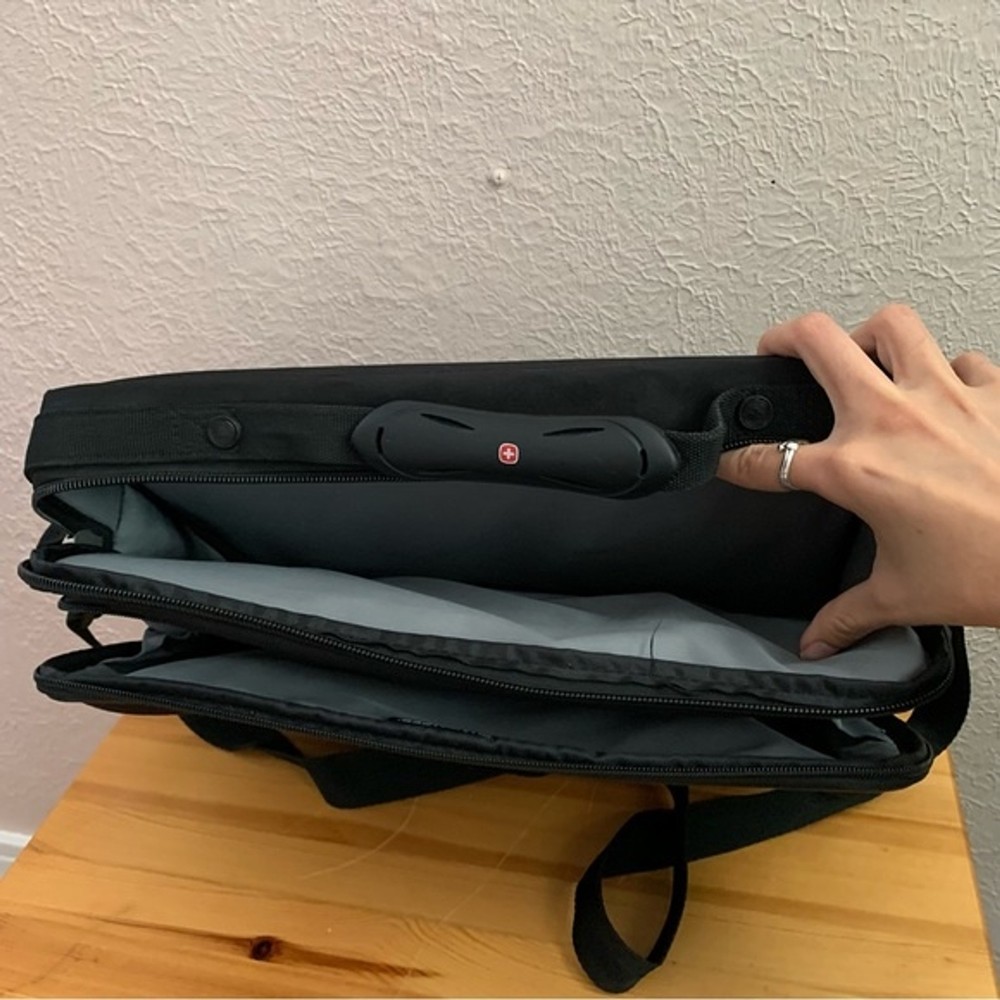 SwissGear Wenger Computer Case Briefcase Black