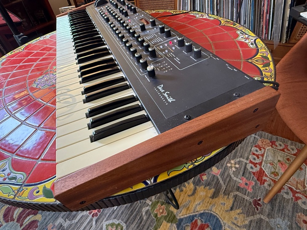Sequential / Dave Smith Instruments Prophet 08 PE 61-Key 8-Voice Polyphonic Ana