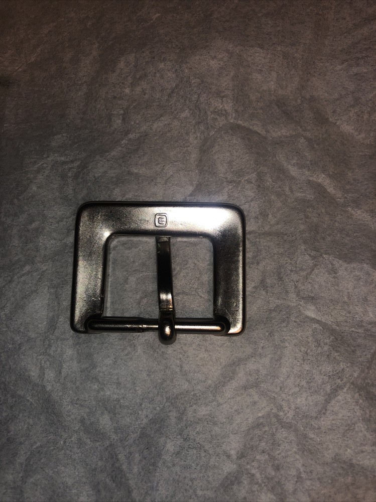 20 1” Rectangular Silver Heel Bar Buckles