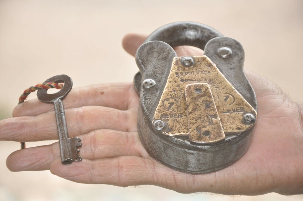 Vintage Iron Handcrafted Unique Shape Solid Fine Quality Padlock , Nice Patina
