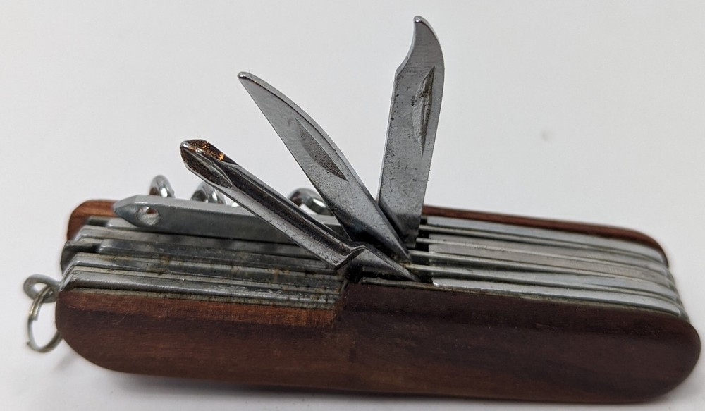 Wood Handle Stainless Steel Multi Purpose Tool – 11 Tools