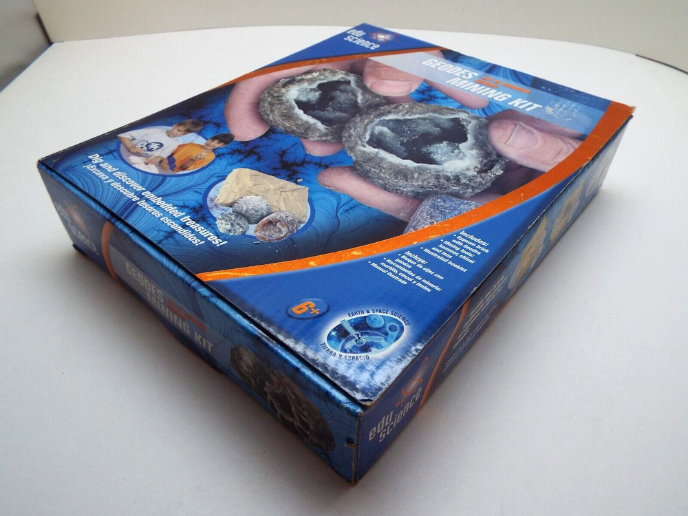 GEODES MINING KIT...EDU SCIENCE...DIG AND DISCOVER TREASURES