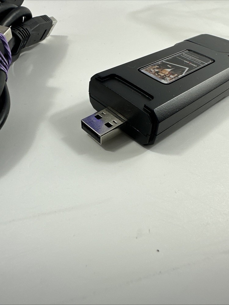 Verizon Wireless USB720 Modem Broadband Access Point And Cable