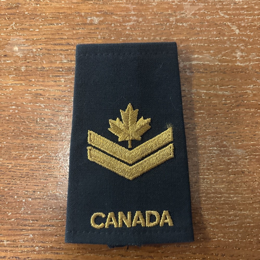 Canadian Armed Forces, Sergeant SHOULDER BOARD
