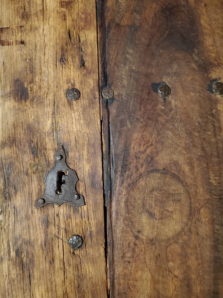 Rustic Door Trunk coffee Table With Drawer