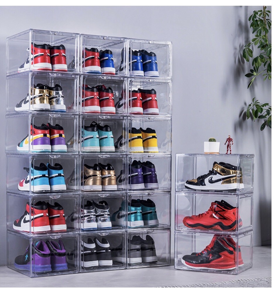 clear plastic shoe holder