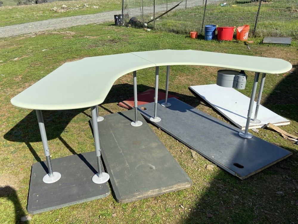 Vintage Herman Miller Resolve Workstations For Two