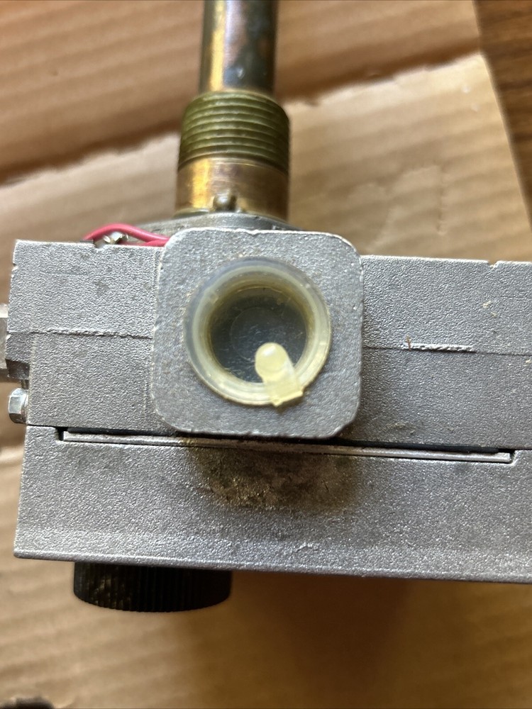 New White-Rodgers 37C63U-114 Water Heater Gas Valve / Thermostat