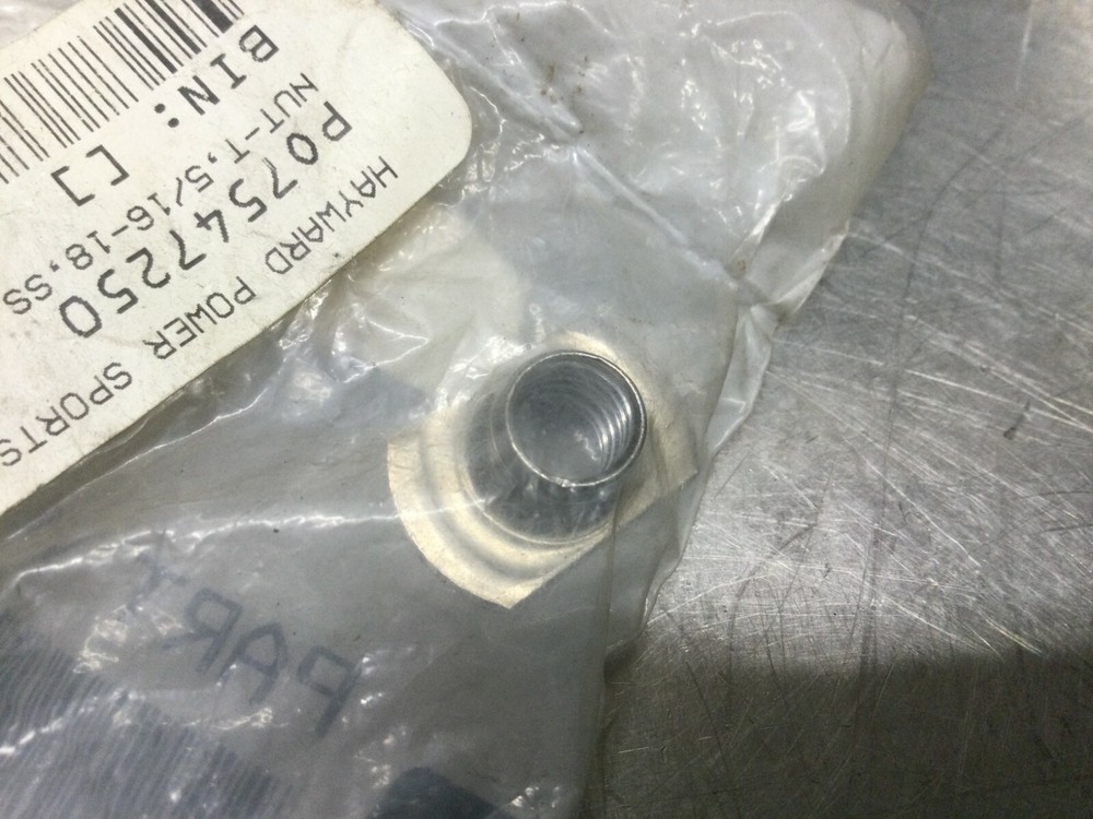 POLARIS MSX STEERING NUT 7547250 t231