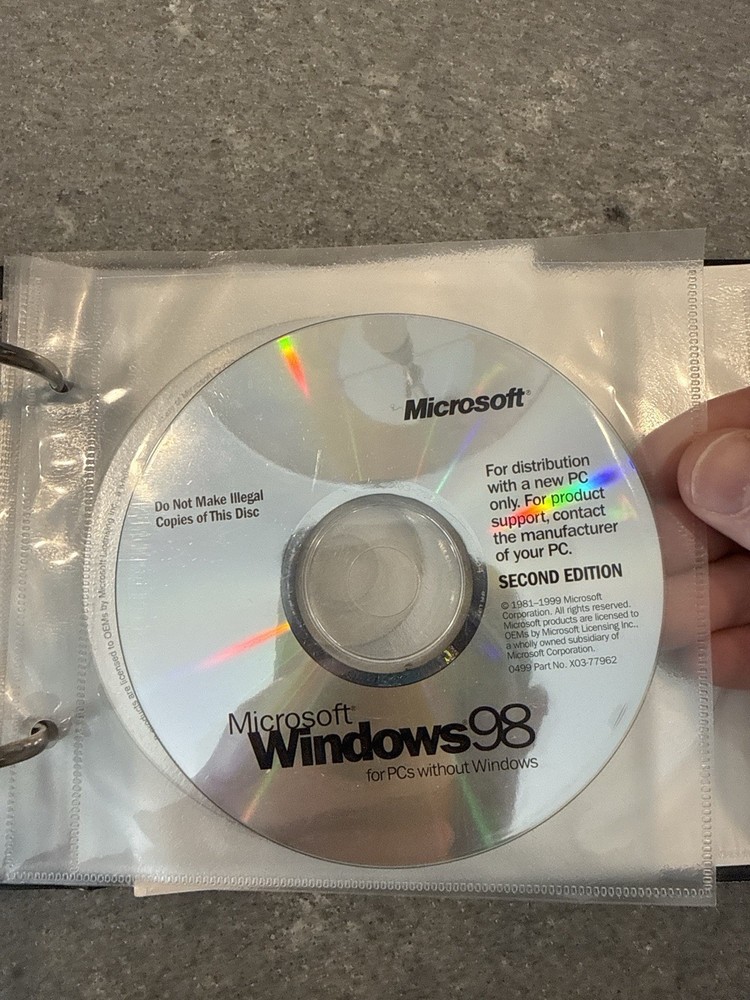 Gateway Windows 98 OEM Software Bundle with COA and Manuals