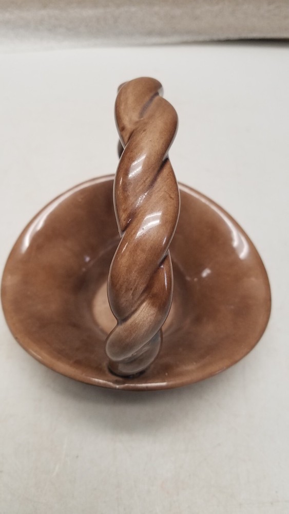 Brown Ceramic Square Design Basket with Handle (M)