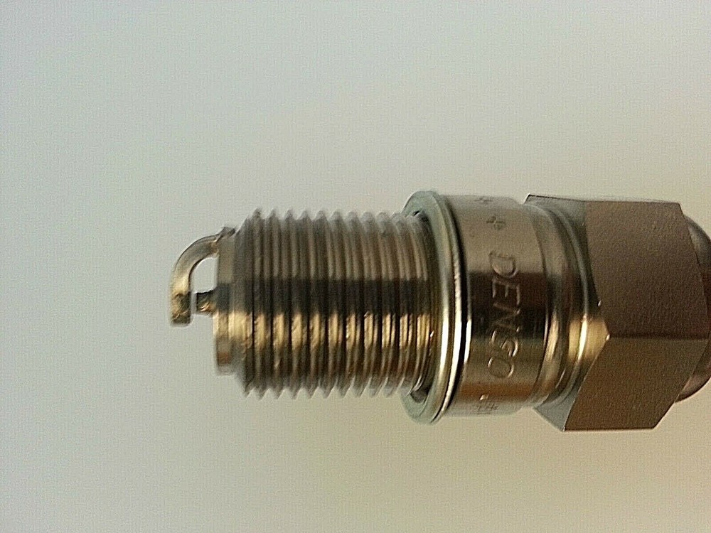 DENSO GI3-3 Iridium Saver Spark Plug